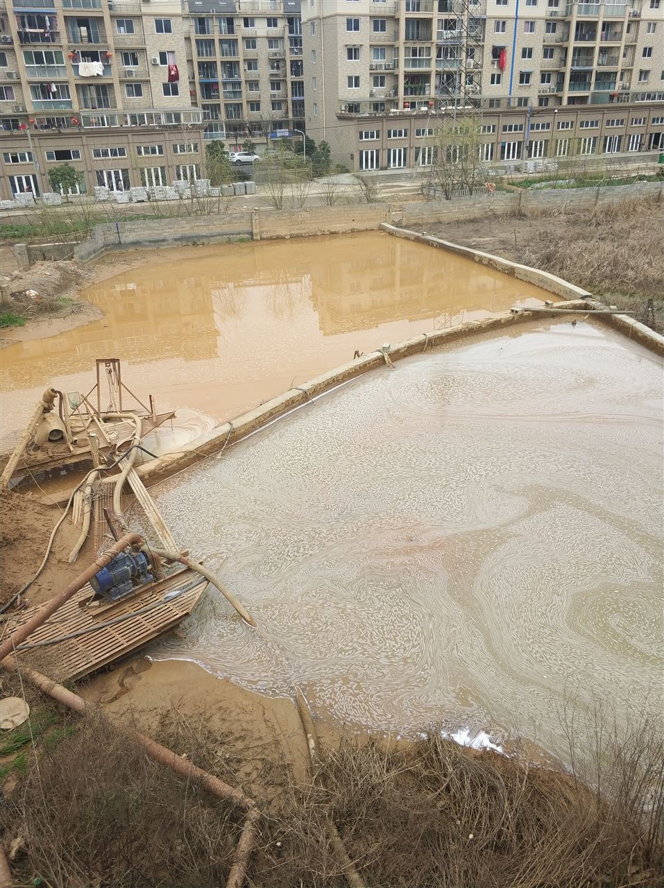天山沉淀池淤泥清理-厂区废水池淤泥清淤
